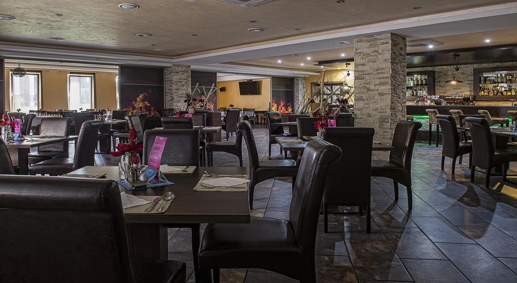 Hotel Polo Presov Exterior photo