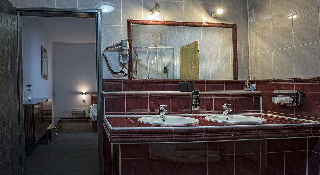 Hotel Polo Presov Room photo